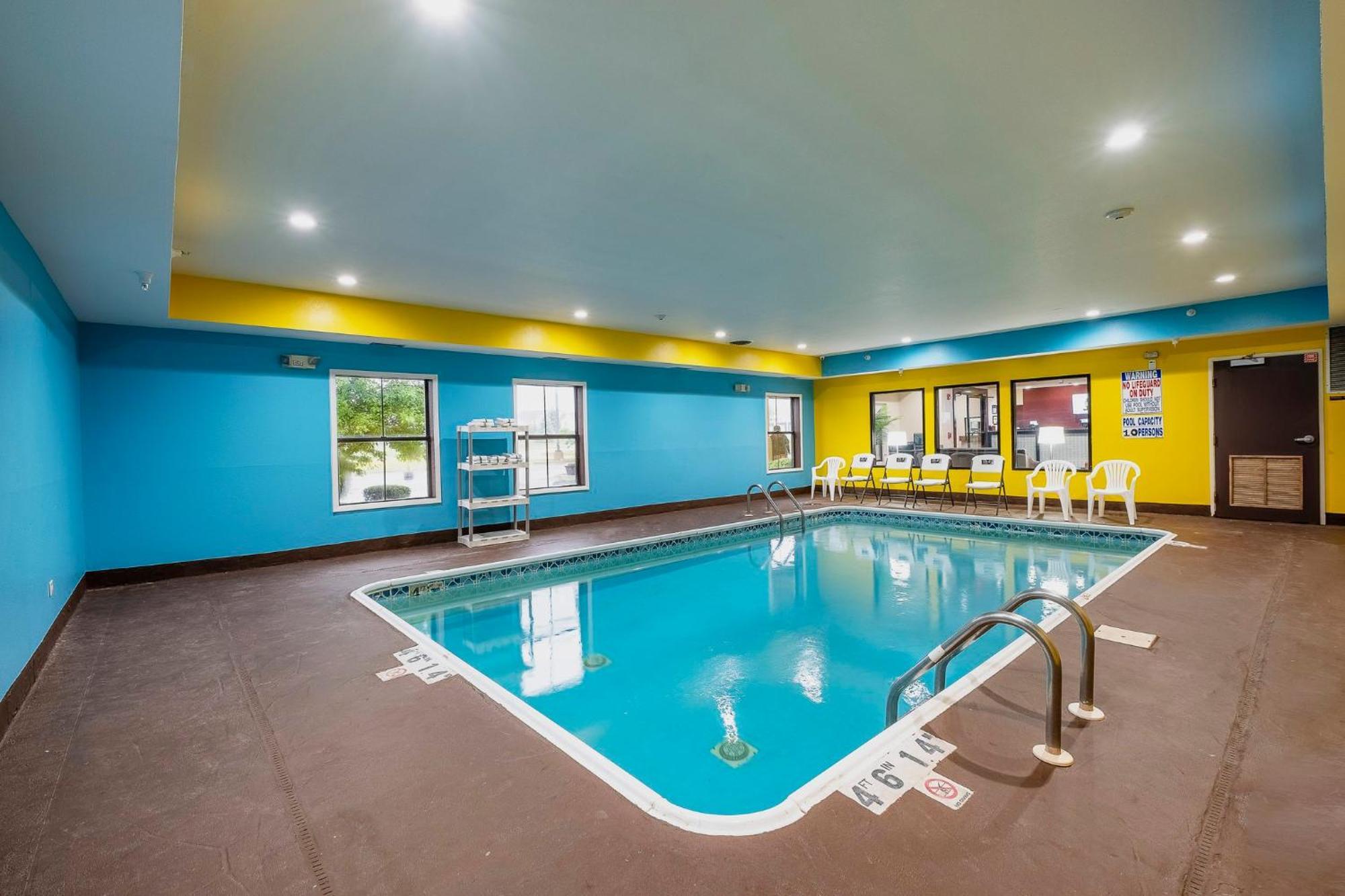 Red Roof Inn & Suites Monee Εξωτερικό φωτογραφία