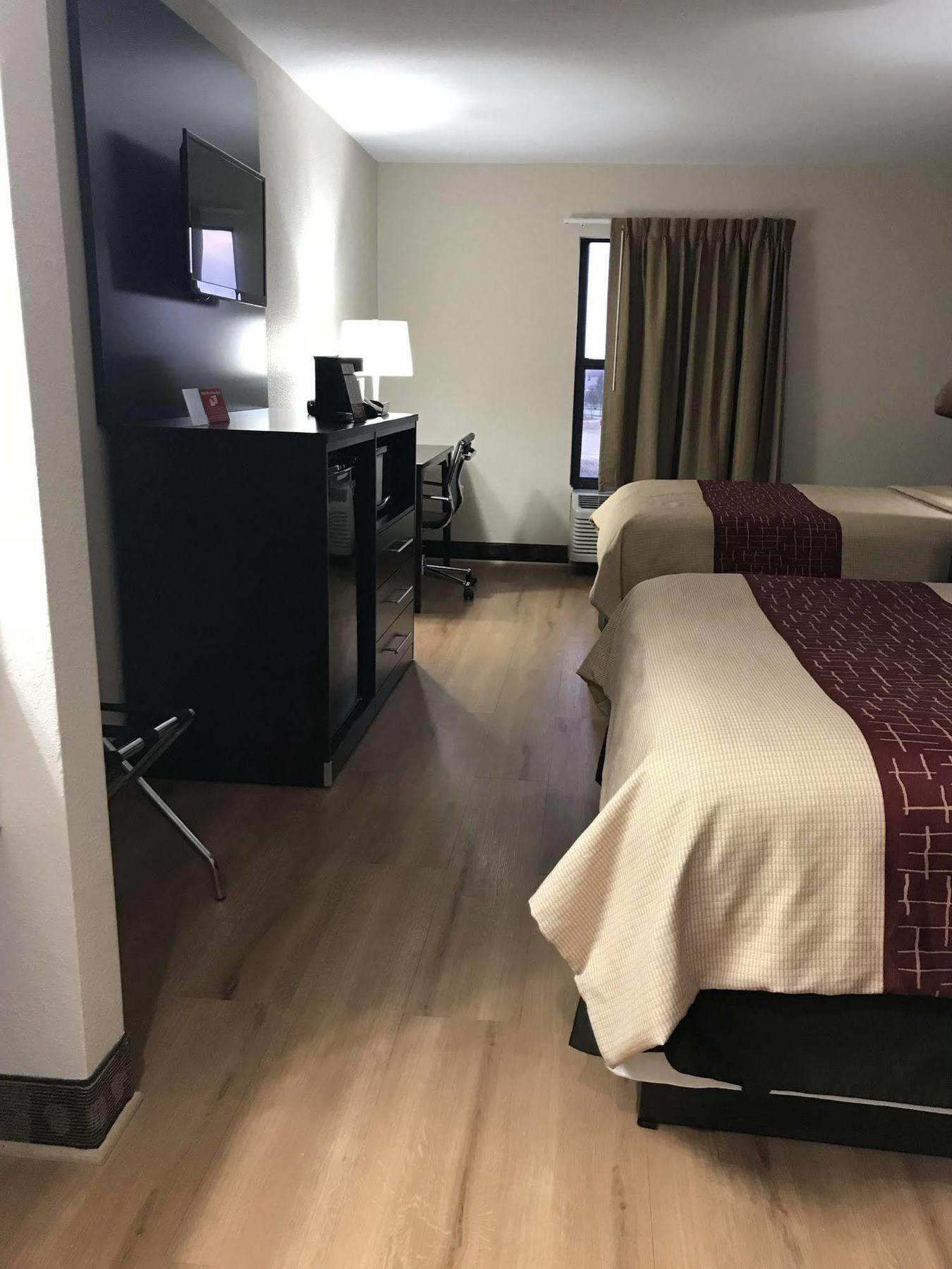 Red Roof Inn & Suites Monee Εξωτερικό φωτογραφία